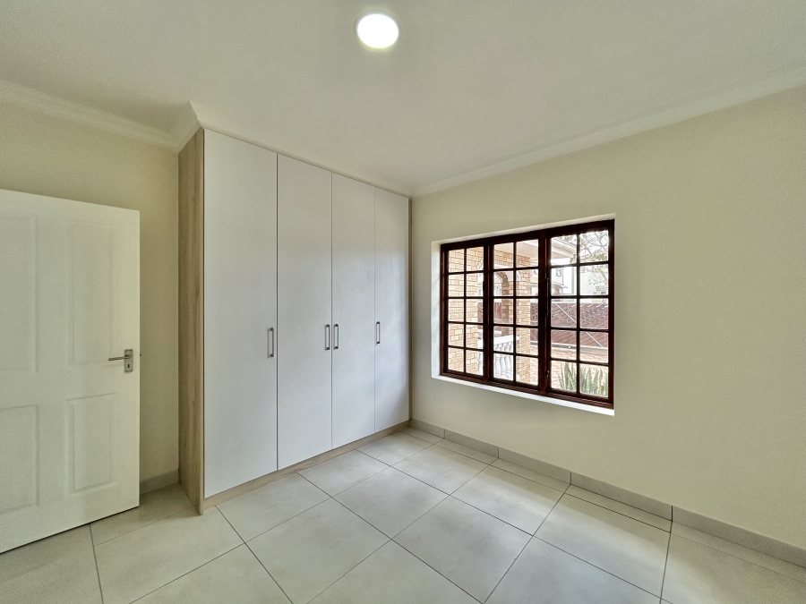 3 Bedroom Property for Sale in Wavecrest Eastern Cape